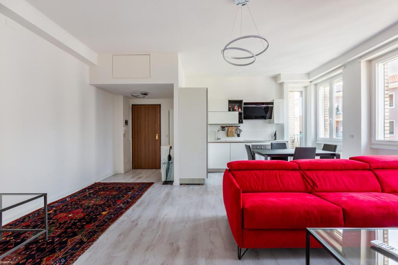 Garibaldi & Gae Aulenti Modern Apt With Private Parking! Milan Exterior photo