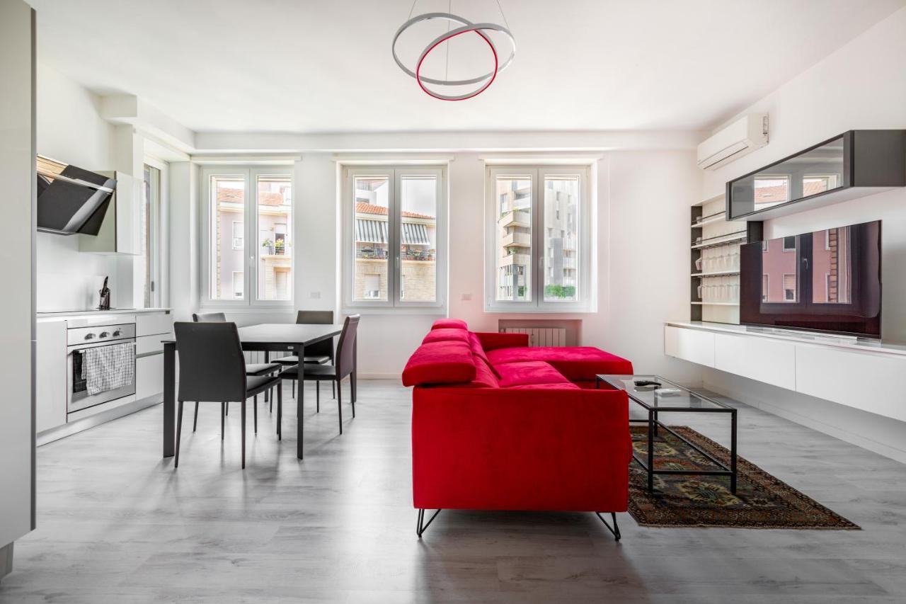 Garibaldi & Gae Aulenti Modern Apt With Private Parking! Milan Exterior photo
